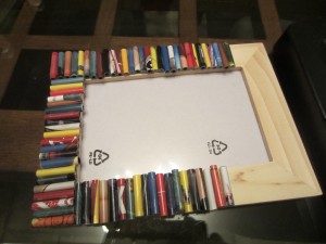 Recycled Magazine Frame 004