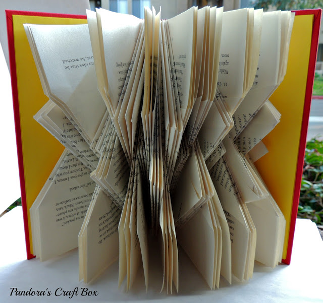 book folding, art, old book, recycled books, Book sculptures, used books, page folding, origami 