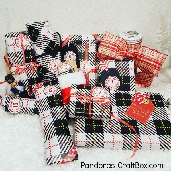 gift cards, christmas-wrapping, christmas gifts, plaid wrapping, christmas, holidays, gifts, christmas gifts